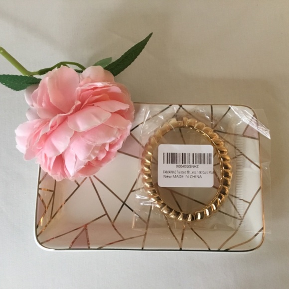 Women’s Twisted 14K Gold Plated Bangle Bracelet - Picture 5 of 5